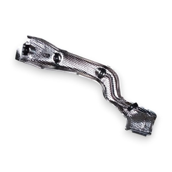 Protector del tubo de combustible Land Cruiser Monja 09-24 77296-60160